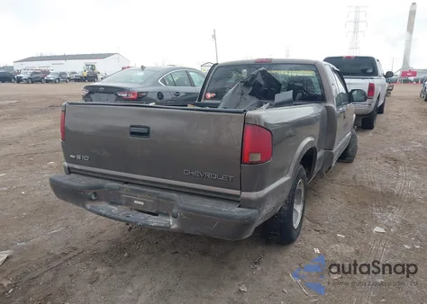 2000 Chevrolet S-10 Ls из США, поврежденный, VIN 1GCCS1945Y8133059